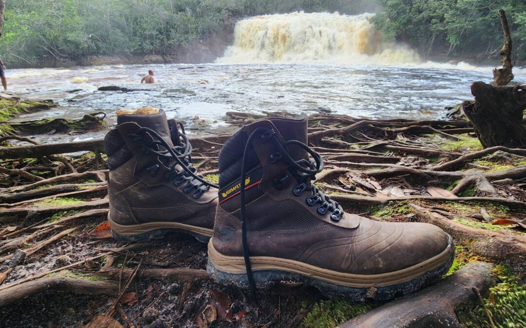 Explorando as Botas de Trilha da Eco Safety: SFB-002 e PS-710