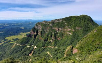 Descubra as Maravilhas Naturais de Urubici: Serra e Altos do Corvo Branco