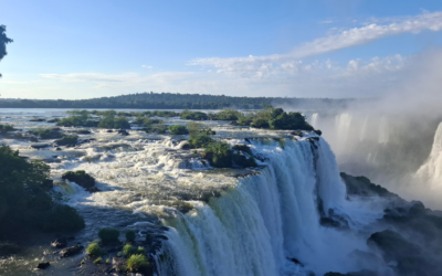 Planeje seu Roteiro de Viagem com Guias Completos 7 Amanhecer nas Cataratas: Como Funciona e Como Aproveitar