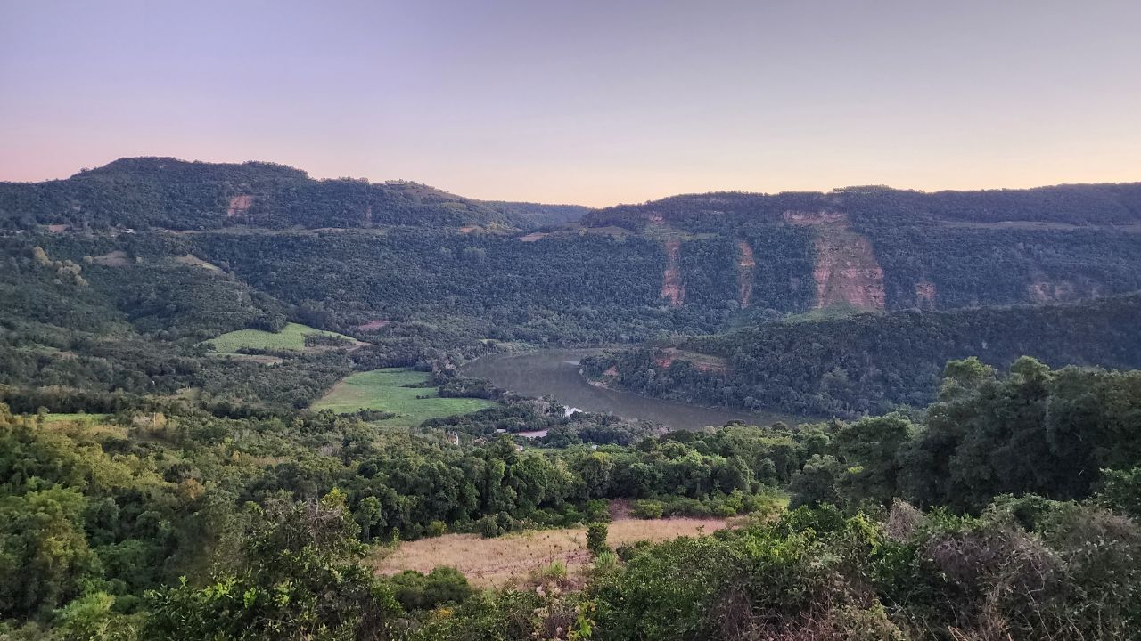 Vale dos Vinhedos: roteiro de vinhos em Bento Gonçalves 7 estrada bento gonçalves