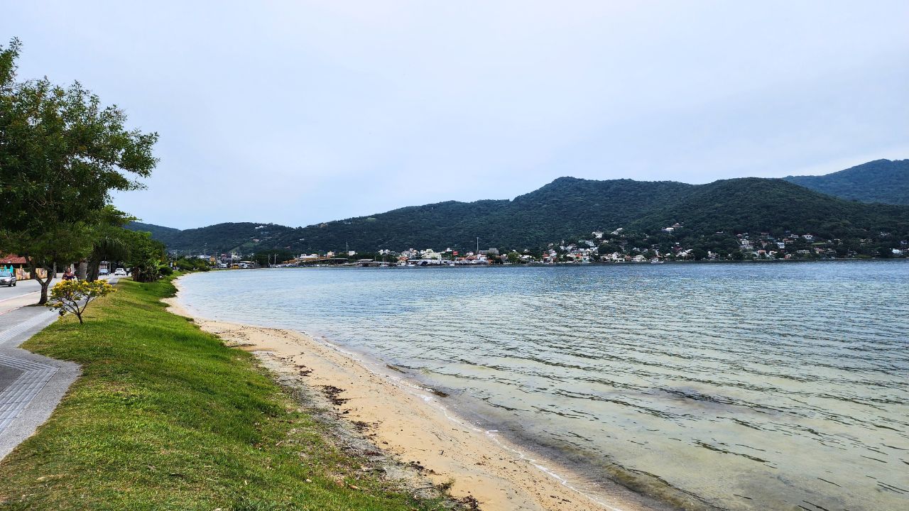 Dunas e praias experiências na natureza em Florianópolis 2 praia da Joaquina em florianopolis