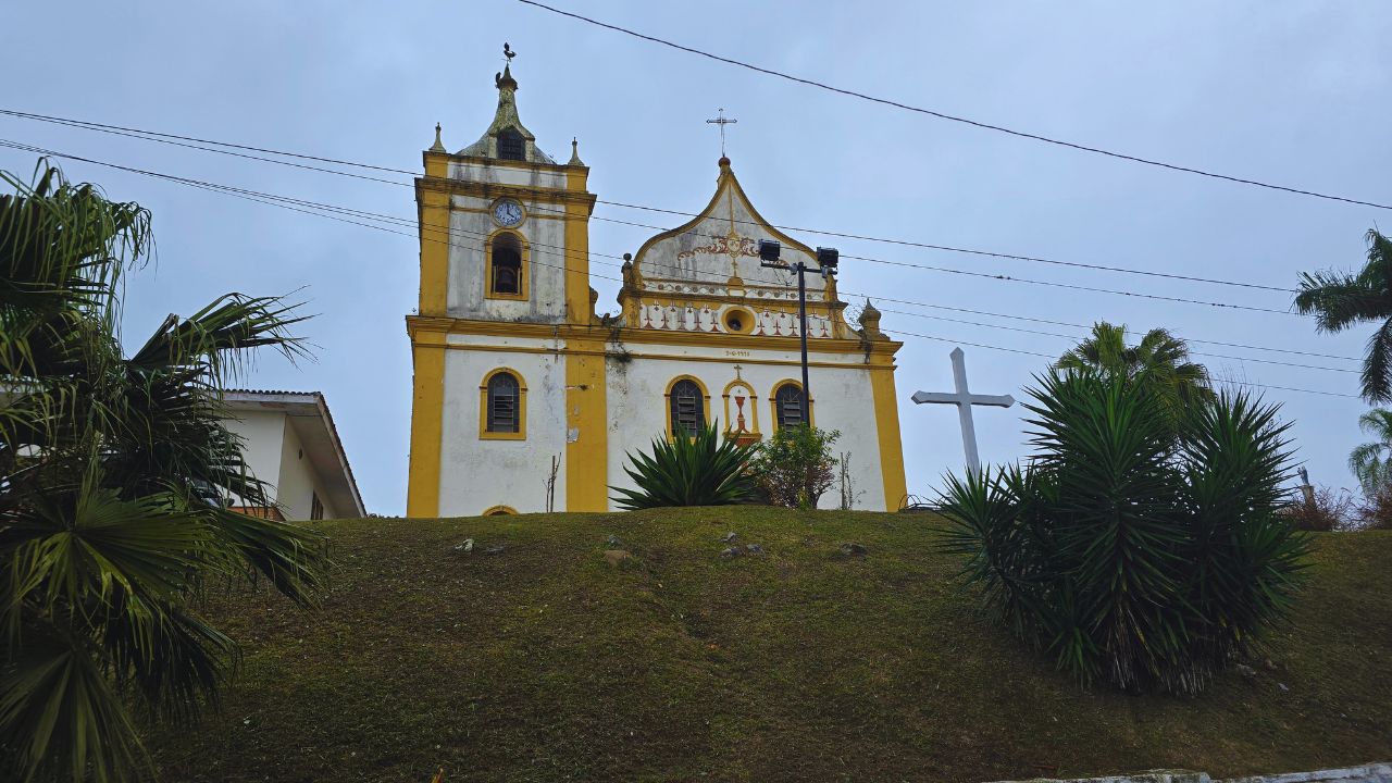 Passeio por Morretes e Antonina saindo de Curitiba de carro 4 igreja antonina • Rota dos Viajantes