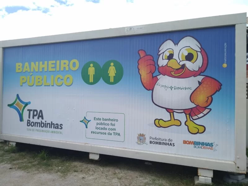 TPA Bombinhas: Tudo Sobre a Taxa de Preservação 3 banheiro publico 800x600 1 • Rota dos Viajantes