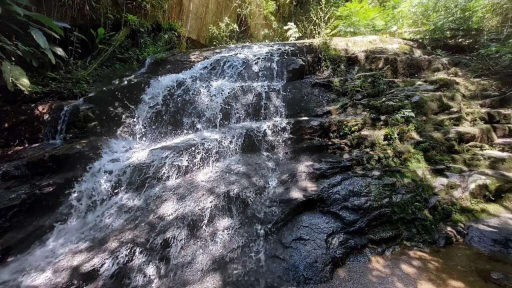 Trilha da Natureza em Pomerode 7 cascata principal trilha pomerode 1024x576 1 • Rota dos Viajantes