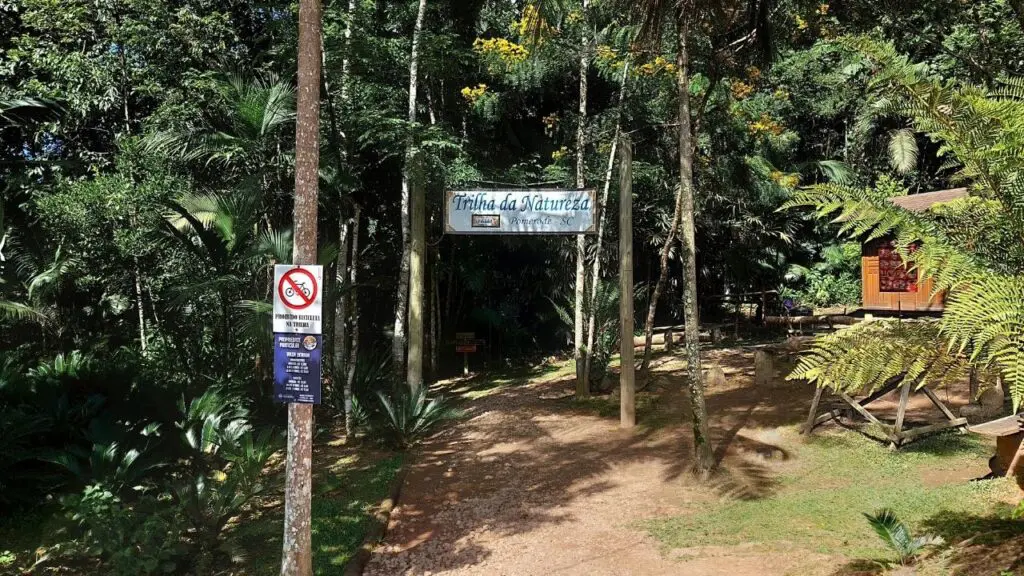 Trilha da Natureza em Pomerode 3 entrada trilha da natureza pomerode 1024x576 1 • Rota dos Viajantes