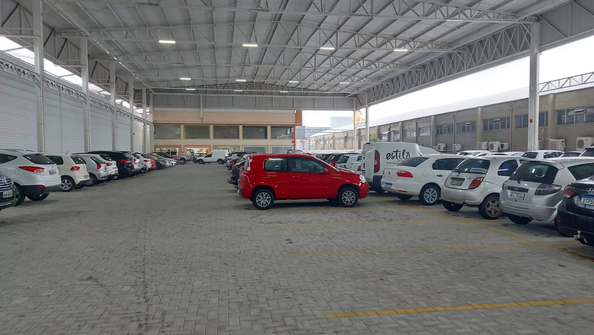 estacionamento scaled 1 &bull; Rota dos Viajantes