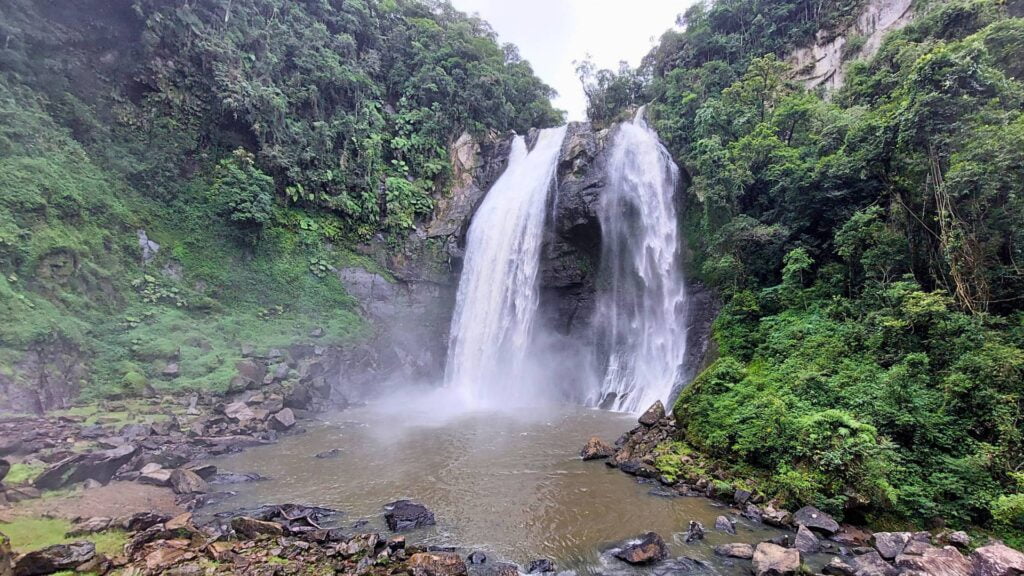 cachoeira véu de noiva