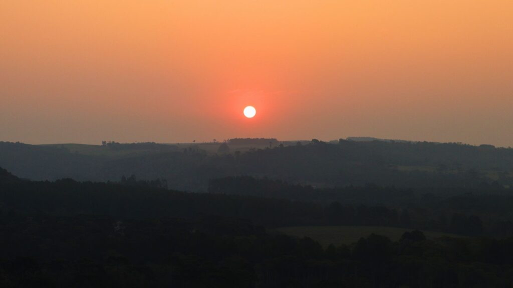Vale do Bituva: Atrações com a Natureza em Rio Negrinho 5 por do sol1 vale do bituva • Rota dos Viajantes