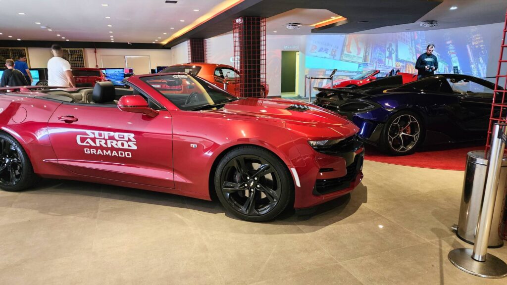 Conheça Hollywood Dream Cars e Super Carros em Gramado 2 salao super carros • Rota dos Viajantes