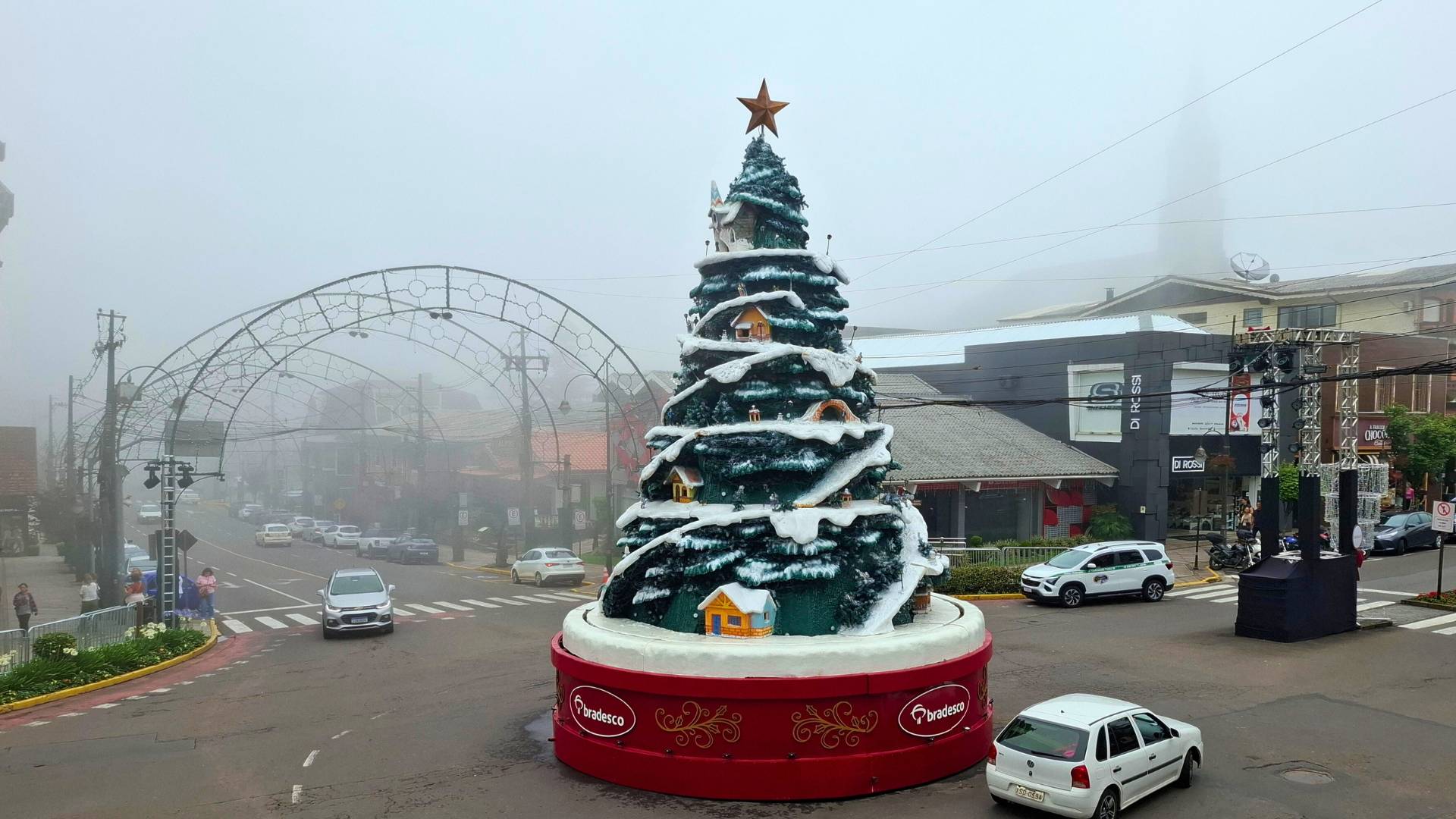 Planeje seu Roteiro de Viagem com Guias Completos 7 Natal Luz em Gramado e o Sonho de Natal em Canela: Um Guia Completo