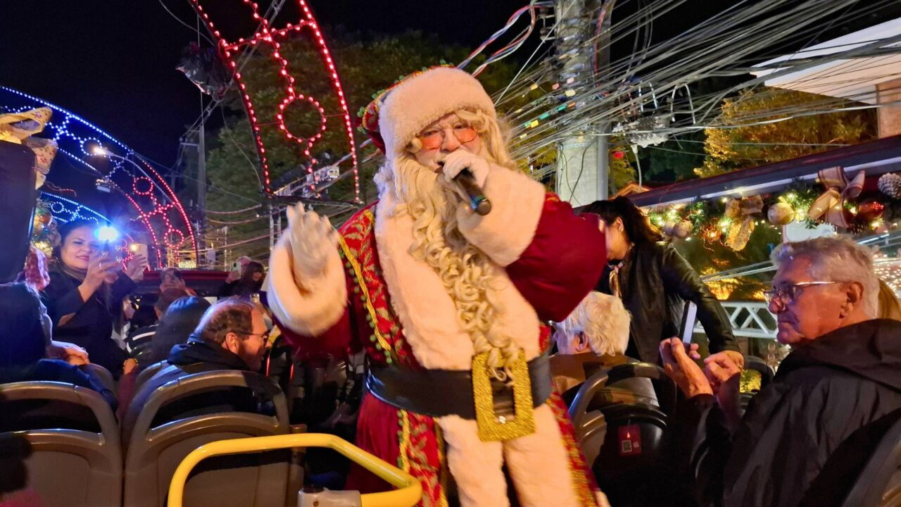 papai noel bustour illumination &bull; Rota dos Viajantes