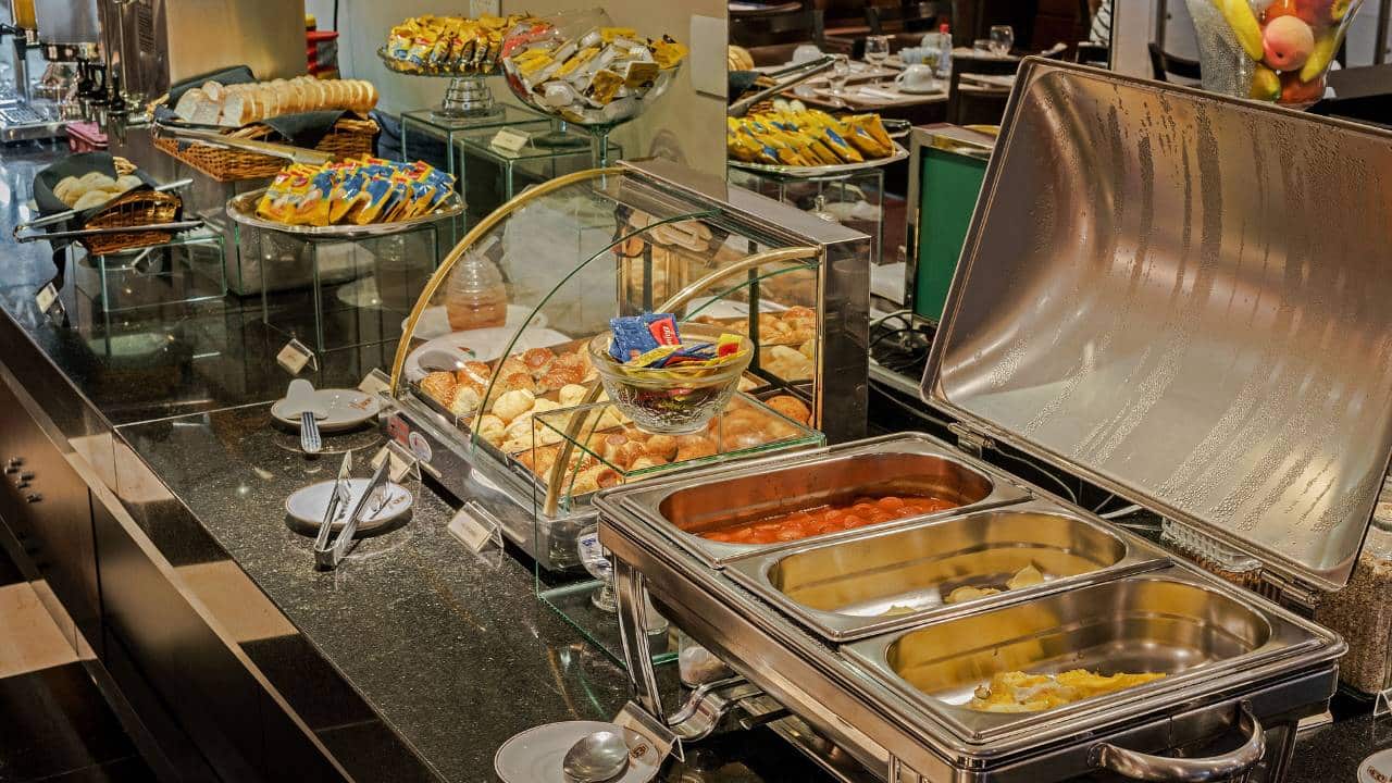 Onde ficar em Ponta Grossa: 9 opções de hospedagens 5 Cafe da Manha Astron em Ponta Grossa