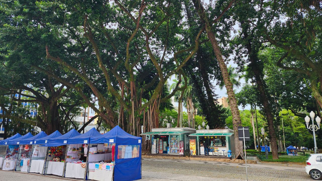 Onde comer em Florianópolis: 17 lugares imperdíveis com preços 18 feira matriz florianopolis • Rota dos Viajantes