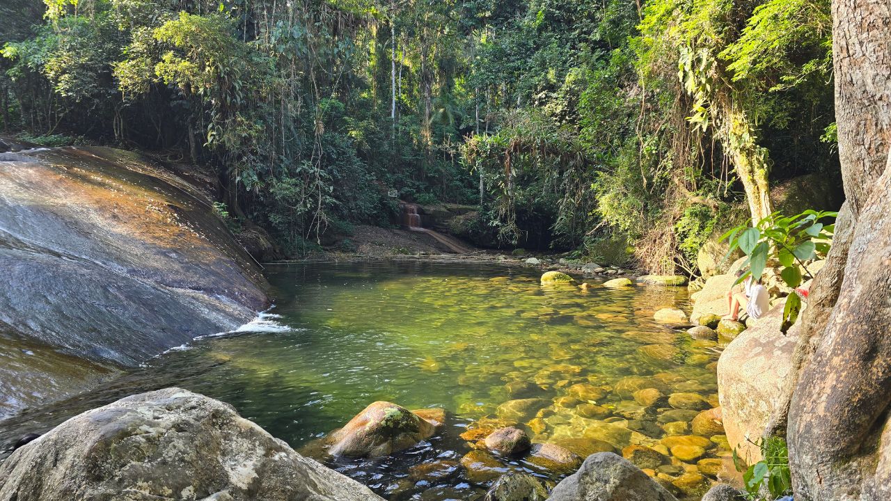 Jeep Tour em Paraty: como é o passeio de jipe 4x4 5 cachoeira toboga jeep tour paraty • Rota dos Viajantes