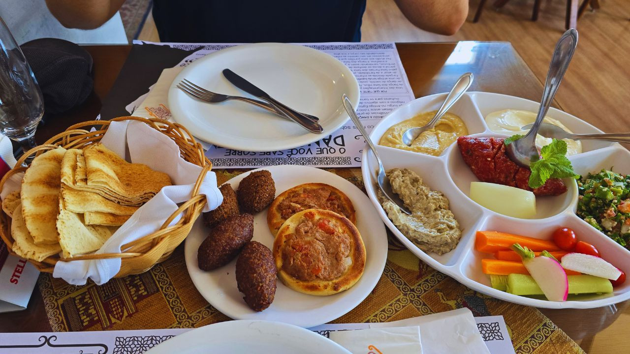 Restaurantes em Curitiba: o que vale comer e quanto custa 2 oriente arabe curitiba 1 • Rota dos Viajantes