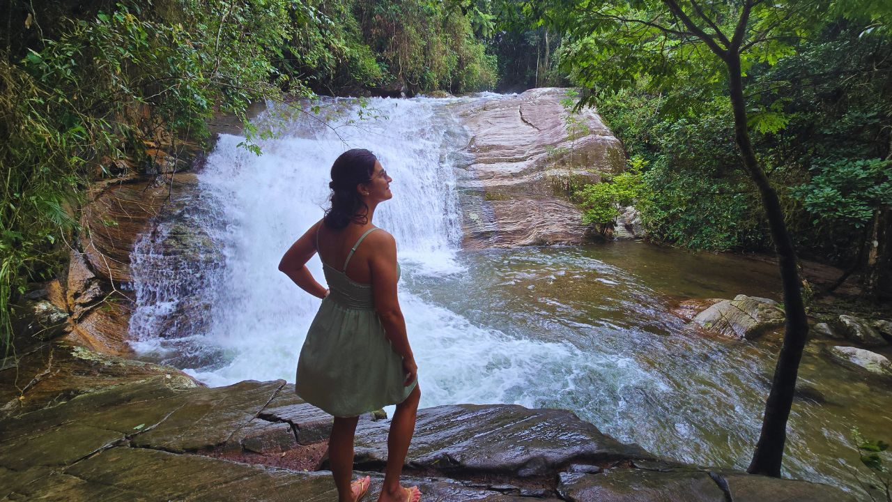 O que fazer em Penedo Rio de Janeiro: em um bate e volta 2 cachoeira de meu deus penedo • Rota dos Viajantes