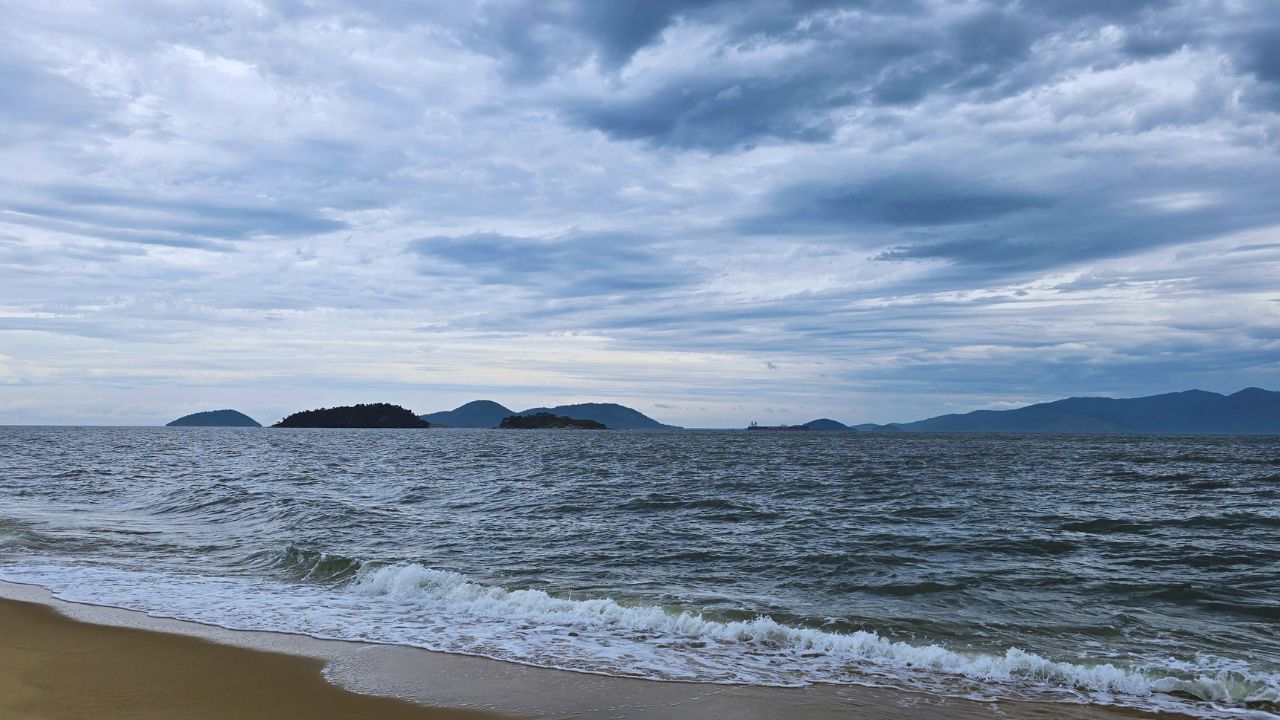 O que fazer em Mangaratiba: roteiro de 1 dia 3 praia mangaratiba • Rota dos Viajantes