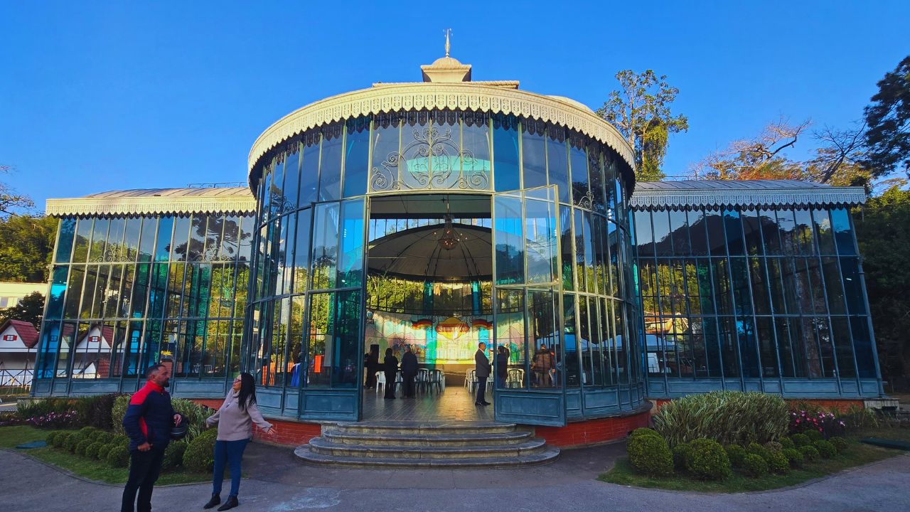 O que fazer em Petrópolis: roteiro de 2 dias além do óbvio 4 palacio de cristal petropolis • Rota dos Viajantes
